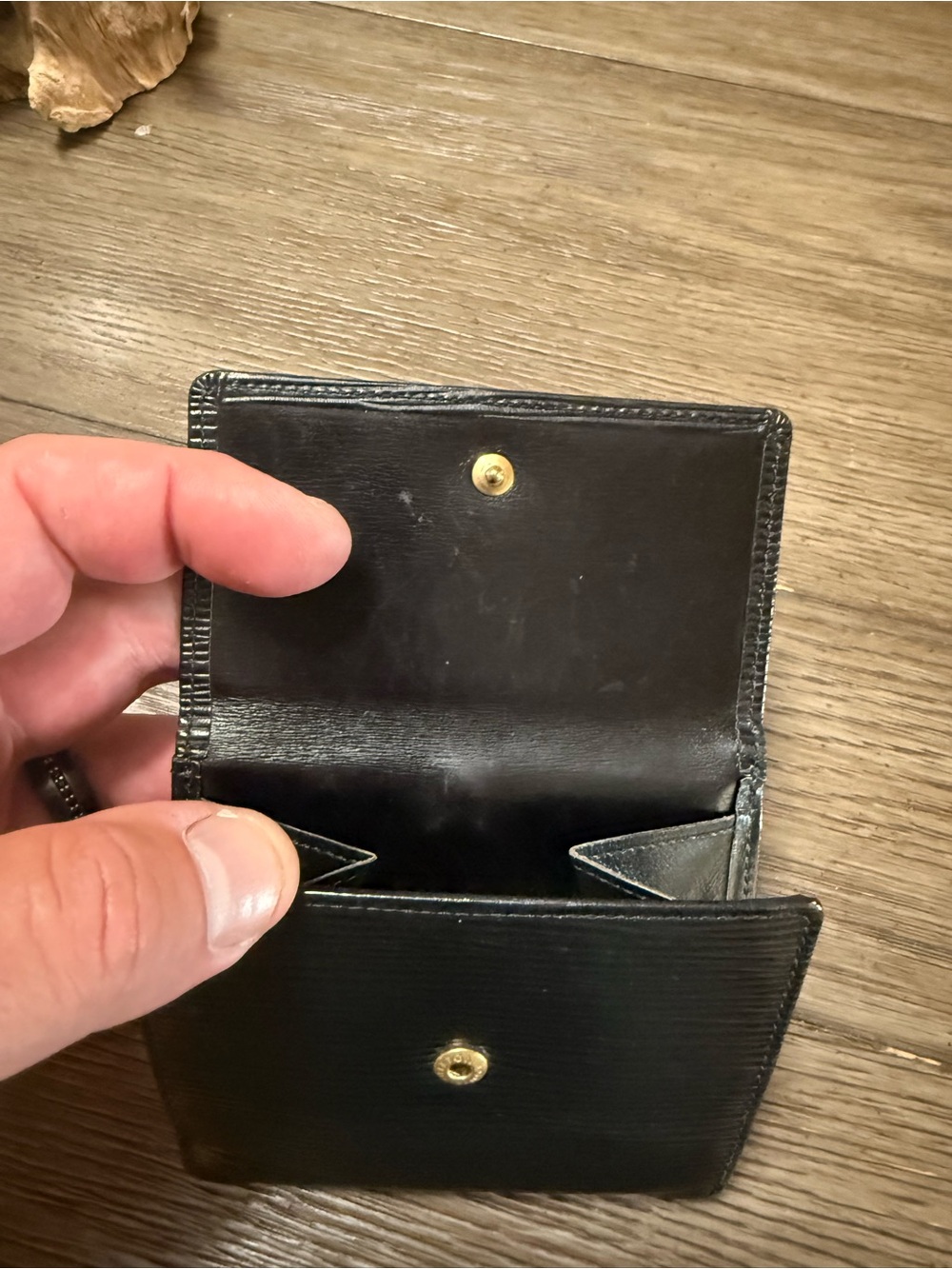 Louis Vuitton Black Textured Leather Bifold Wallet-COA included - Picture 6 of 7